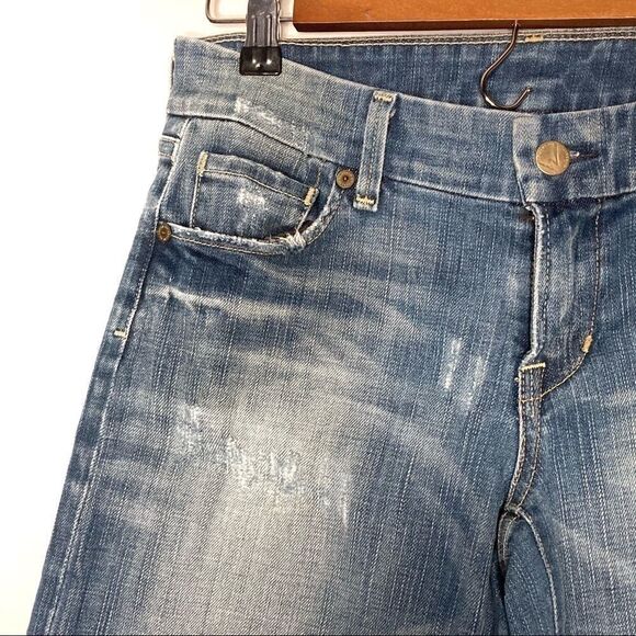 Citizen of Humanity | Distress Capri Jeans - Picture 4 of 6